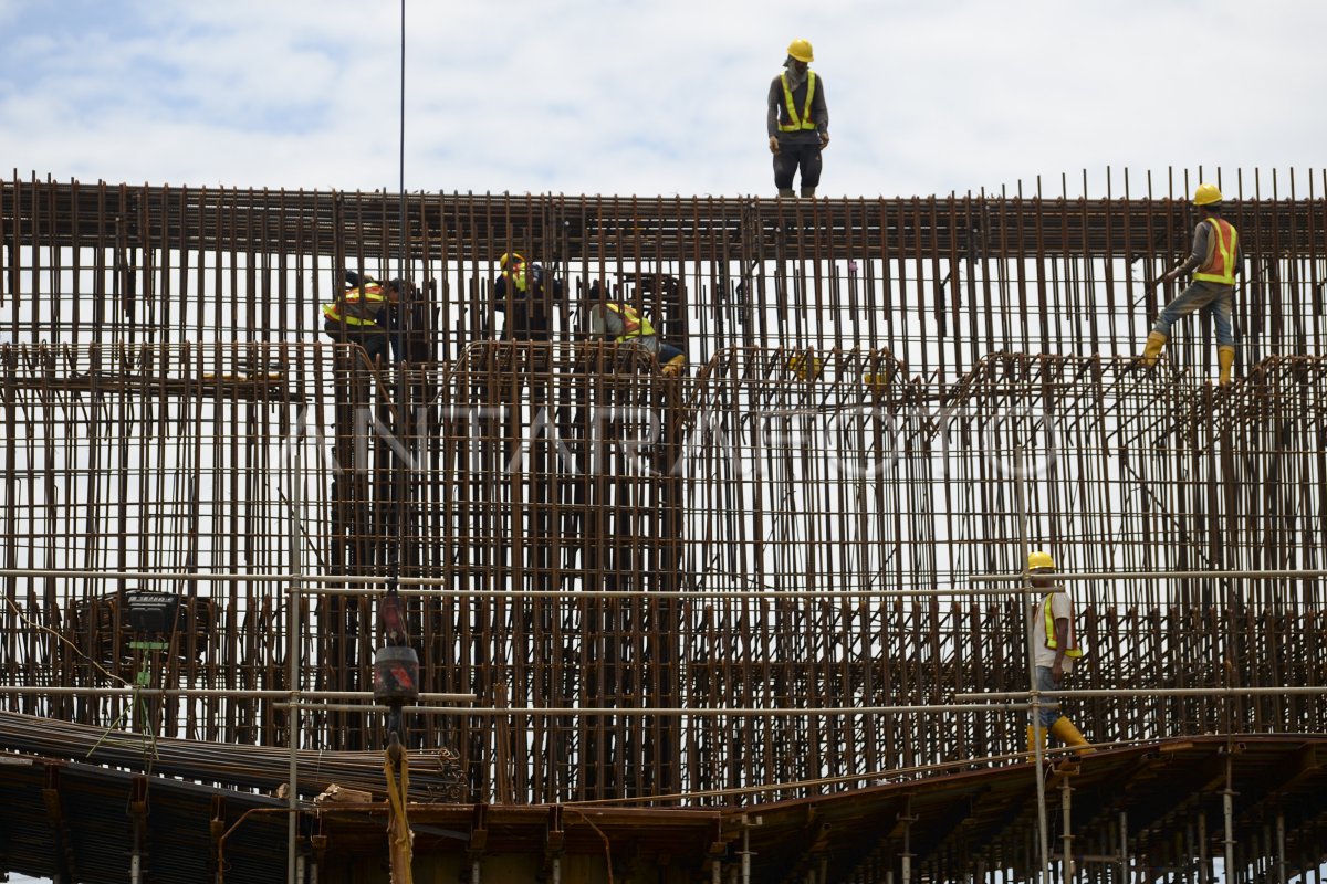 PROGRES PEMBANGUNAN TOL BECAKAYU | ANTARA Foto