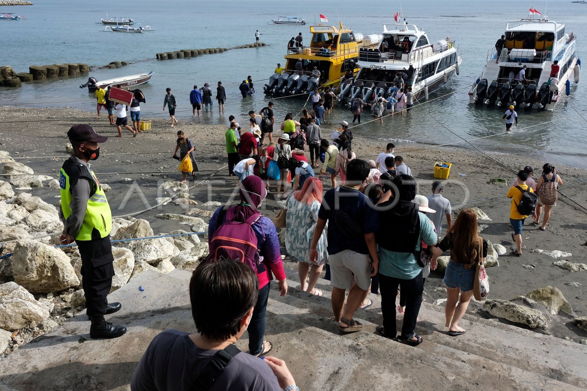 Peningkatan Arus Wisata Ke Pulau Nusa Penida Antara Foto