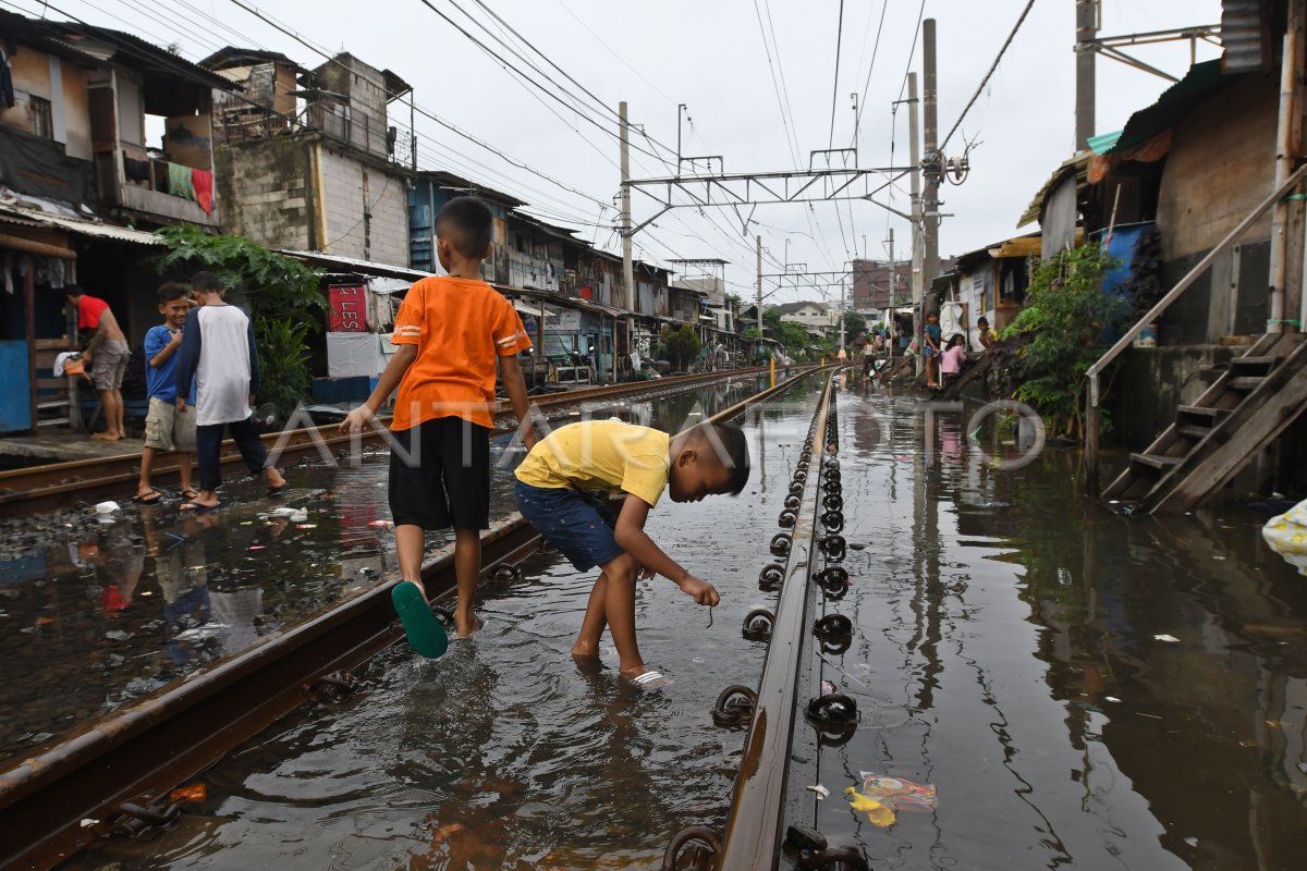 ANGKA KEMISKINAN DI INDONESIA TURUN | ANTARA Foto