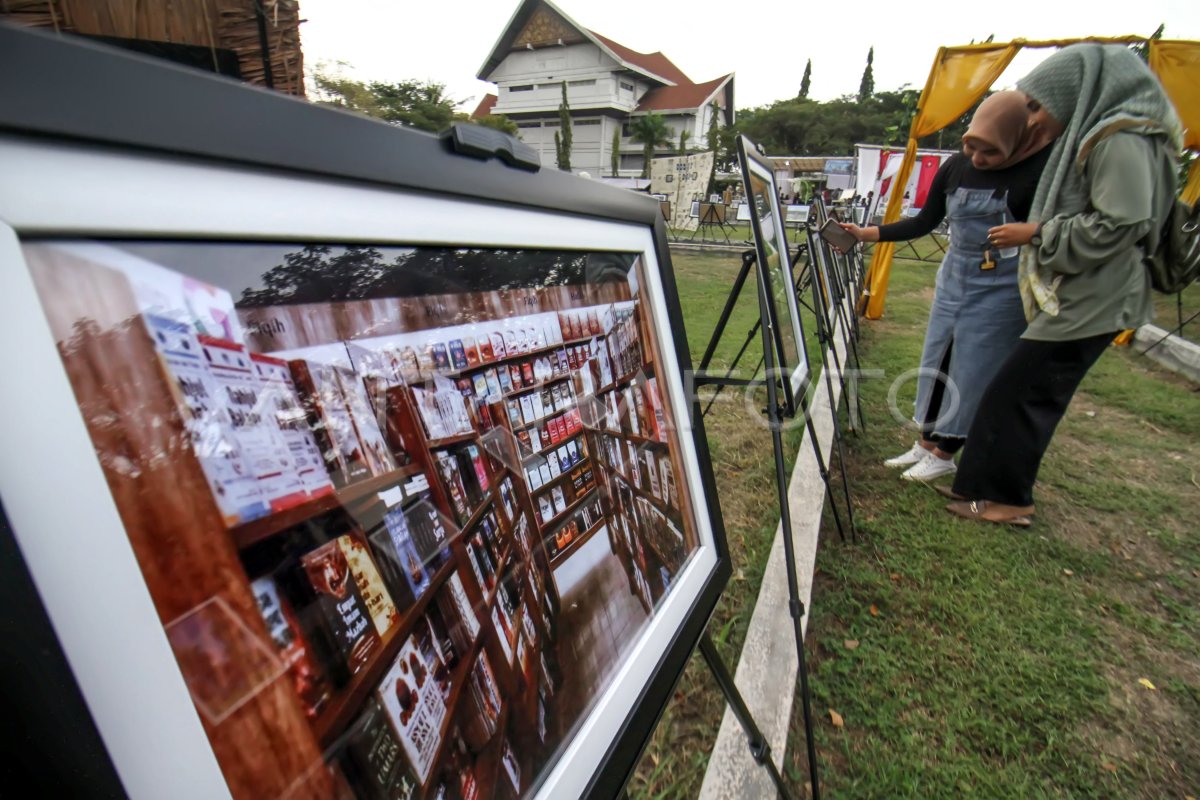 Pameran Foto Karya Mahasiswa Antara Foto