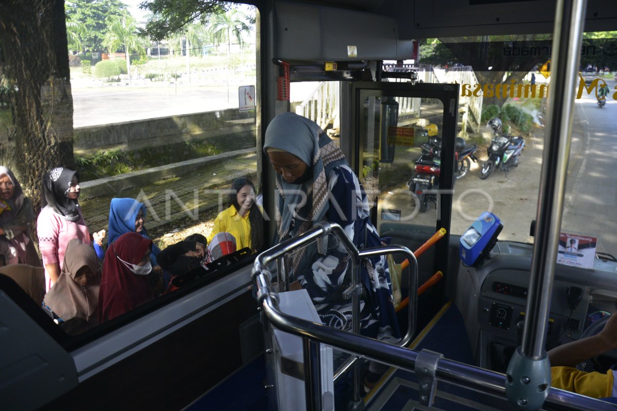 TRANSPORTASI BRT TRANS MAMMINASATA | ANTARA Foto