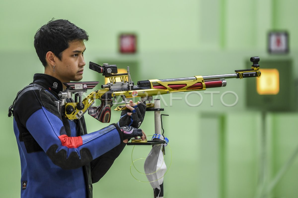 Final Menembak 10 Meter Air Rifle Man Issf Grand Prix Rifle Antara Foto