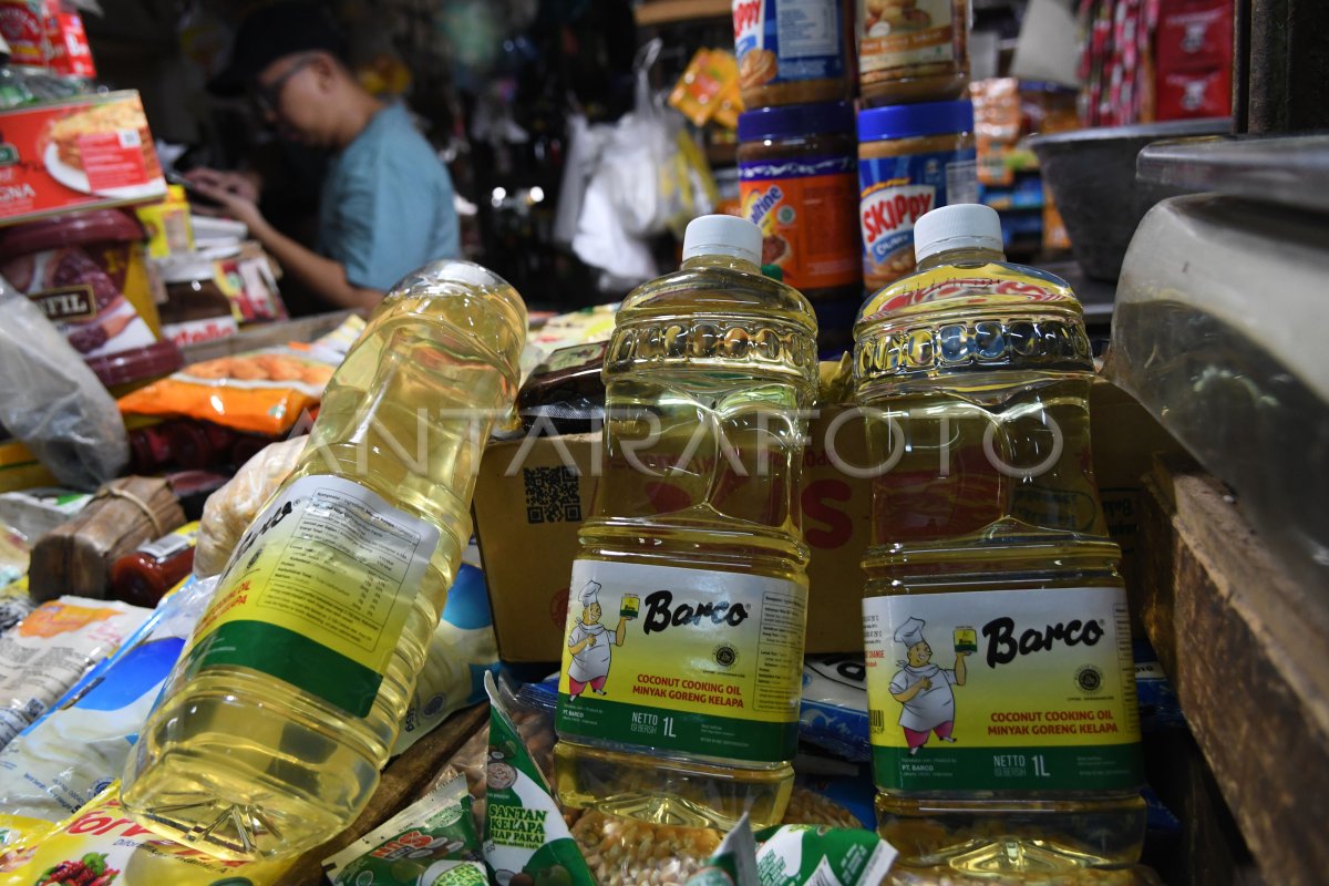 KELANGKAAN MINYAK GORENG DI JAKARTA | ANTARA Foto