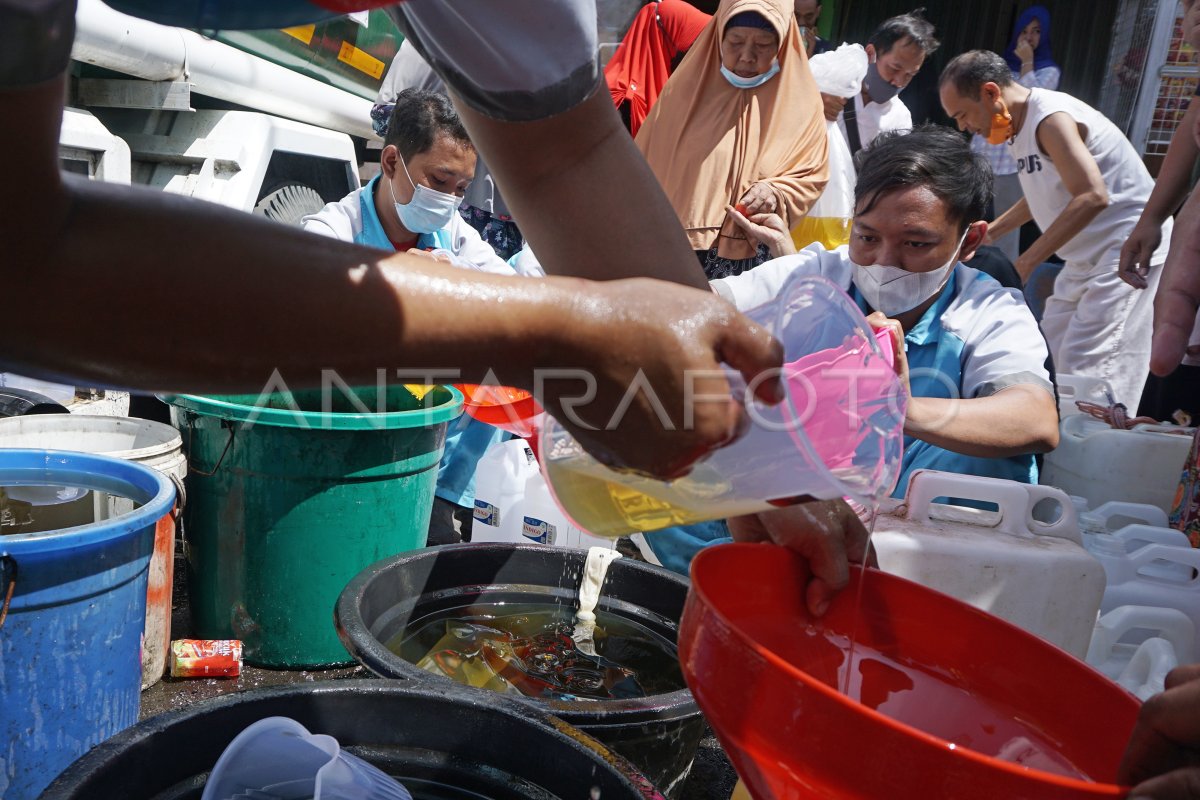 Operasi Pasar Minyak Goreng Curah Antara Foto