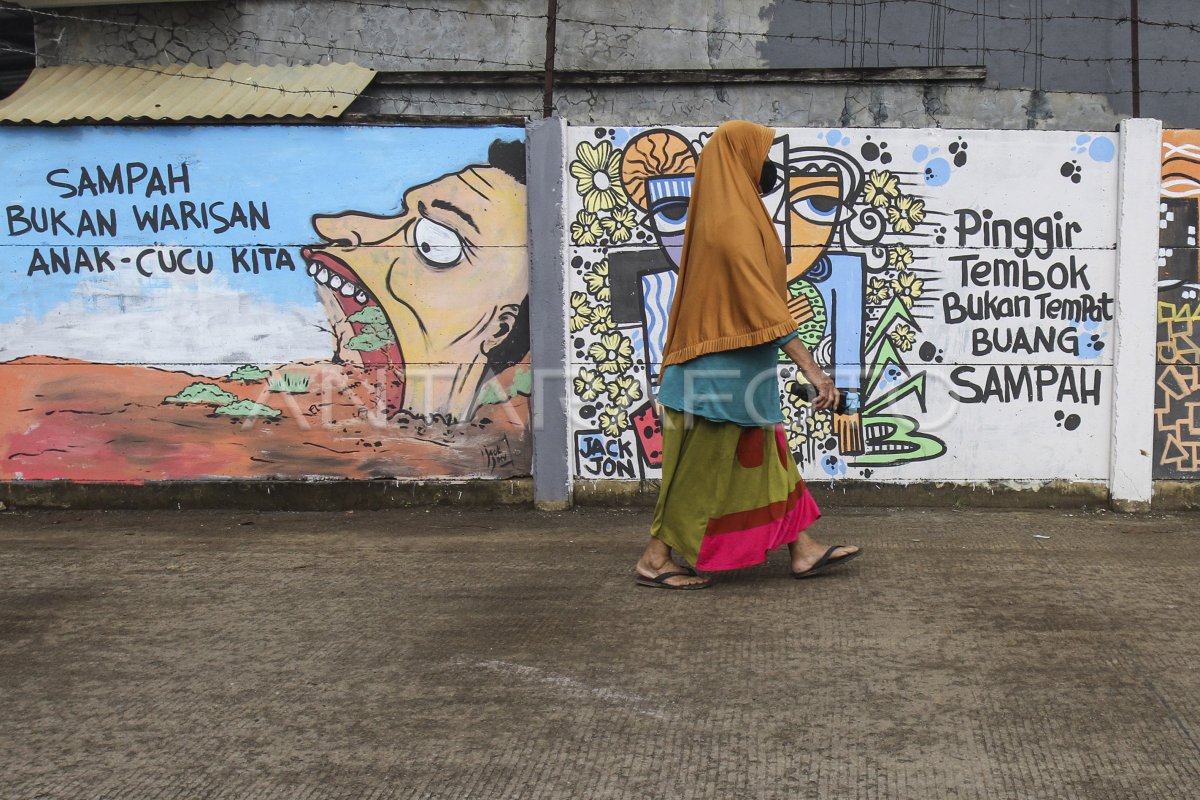 Mural Larangan Buang Sampah Sembarangan Antara Foto