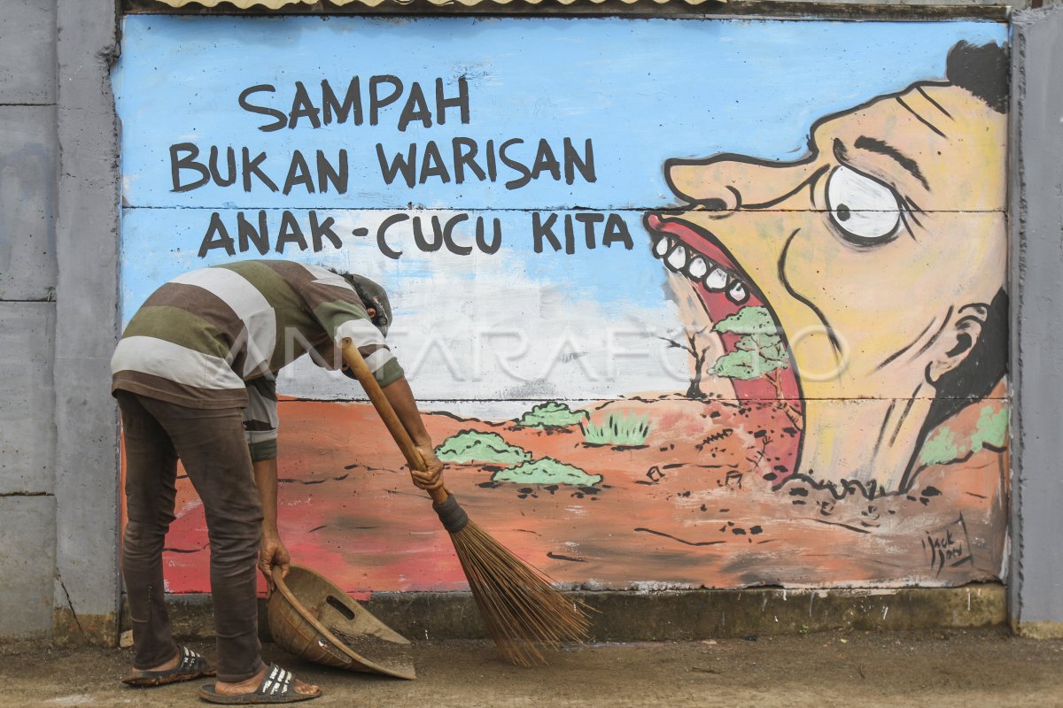 Mural Larangan Buang Sampah Sembarangan Antara Foto