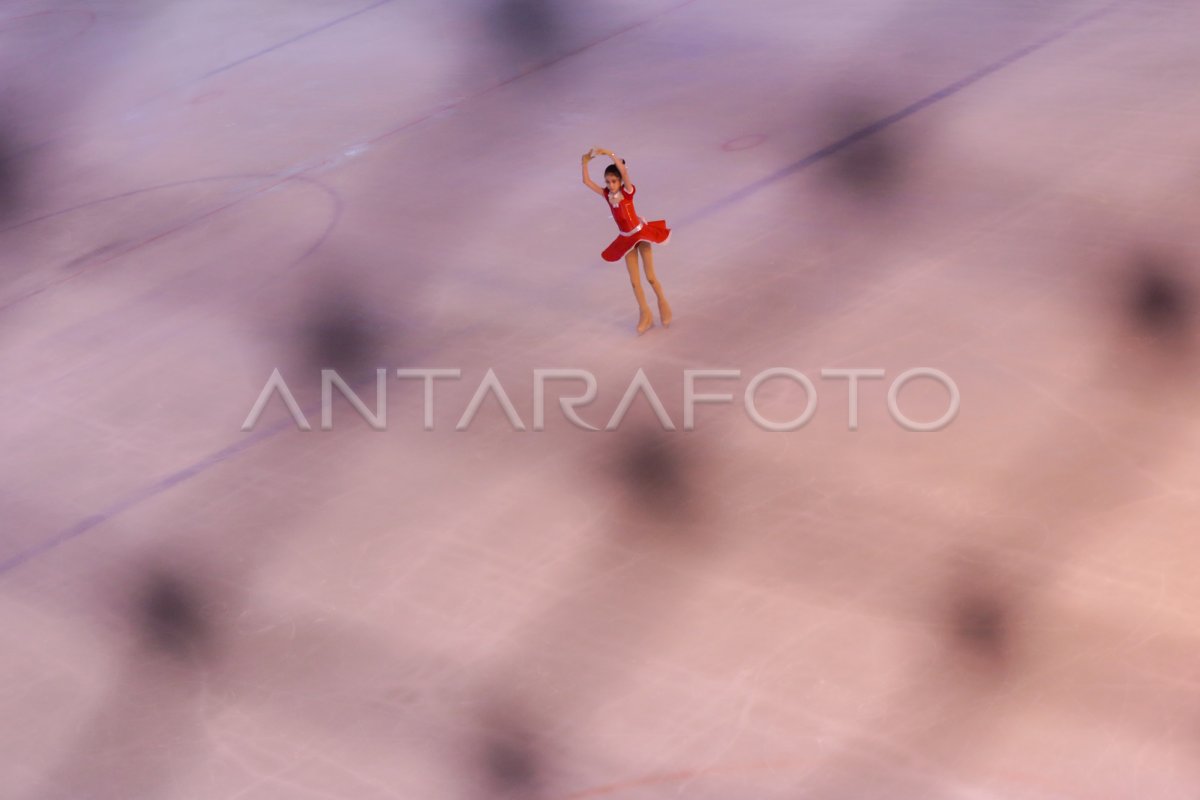 INDONESIA ICE SKATING OPEN 2022 ANTARA Foto