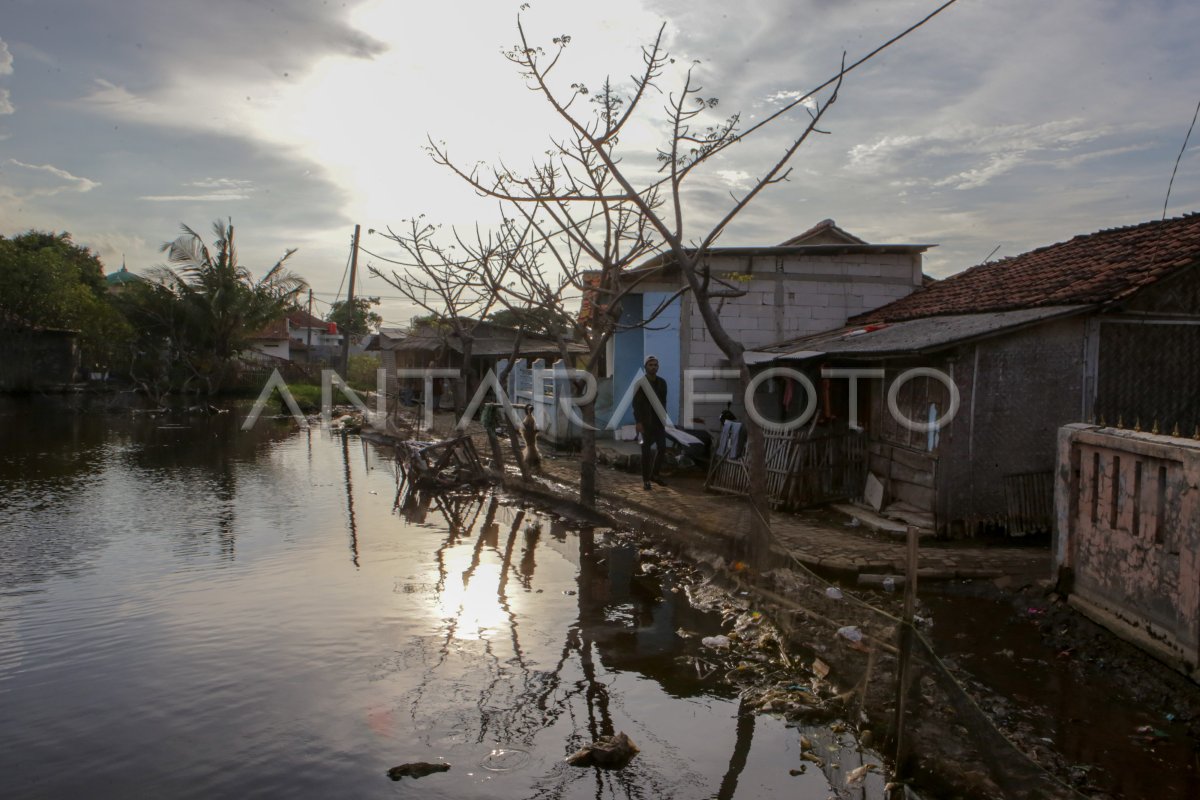 RENCANA RELOKASI WARGA TERDAMPAK BANJIR | ANTARA Foto