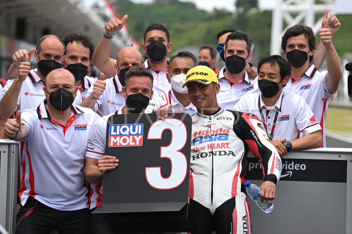 MARIO SURYO AJI START DARI GRID TERDEPAN MOTO3