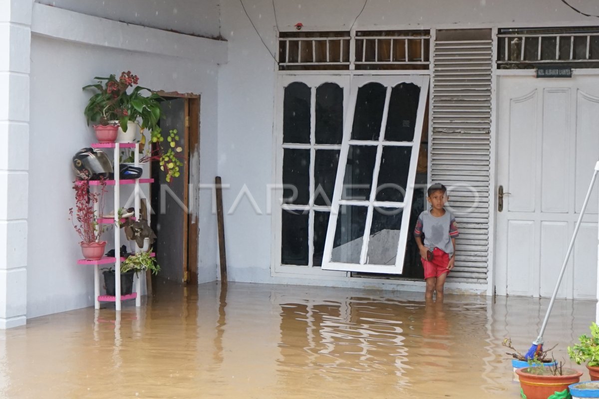 BANJIR BANDANG DI KOTA GORONTALO | ANTARA Foto