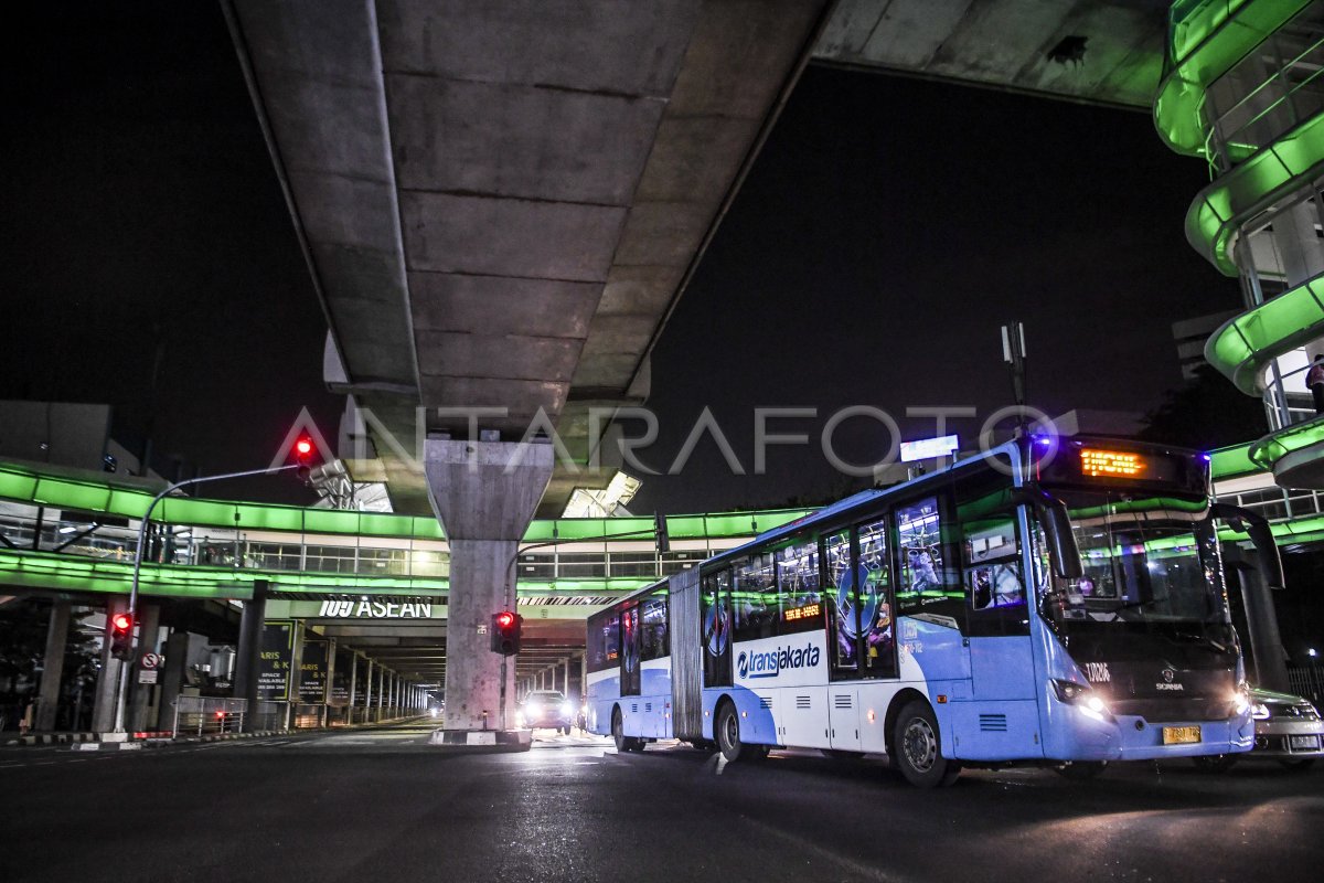 TARIF INTEGRASI TRANSPORTASI PUBLIK JAKARTA | ANTARA Foto