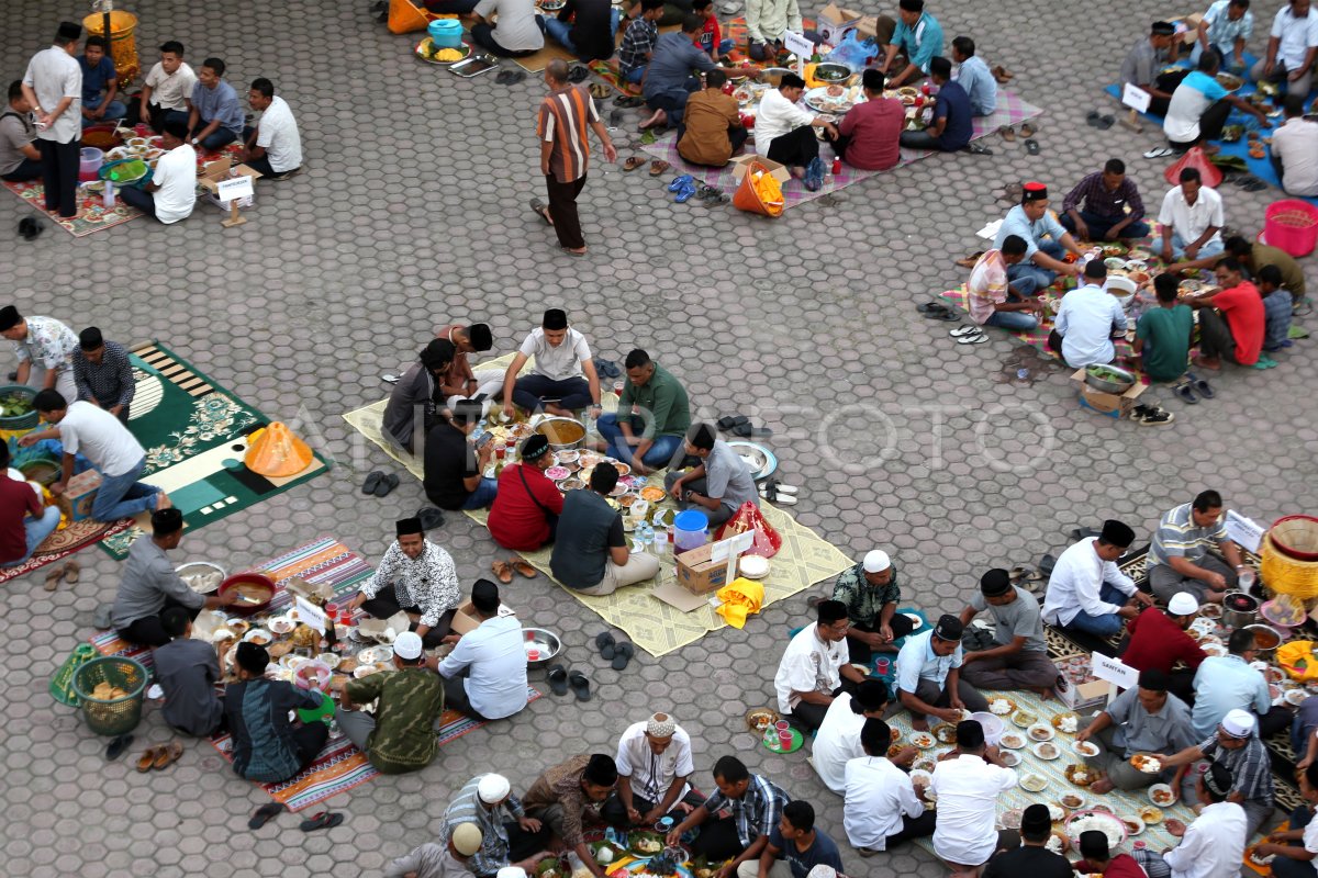TRADISI KENDURI RAMADHAN ANTARA Foto