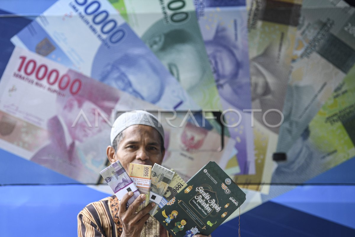 PELAYANAN PENUKARAN UANG BARU DARI BANK INDONESIA | ANTARA Foto