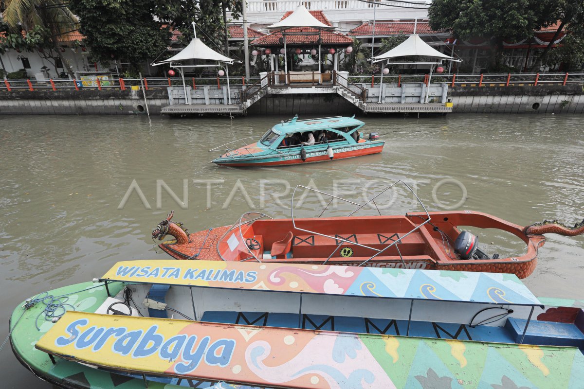 WISATA PERAHU KALIMAS | ANTARA Foto