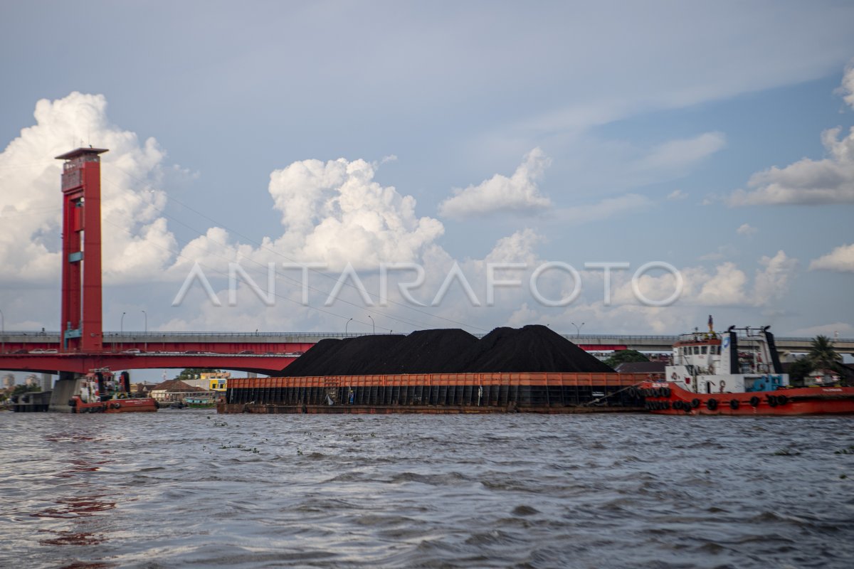 HARGA BATUBARA ACUAN BULAN MEI TURUN | ANTARA Foto