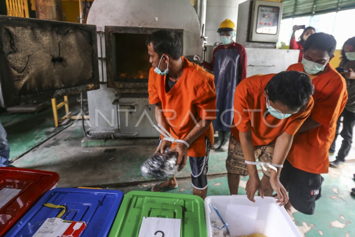 Pemusnahan Narkoba Hasil Operasi Gabungan Antara Foto