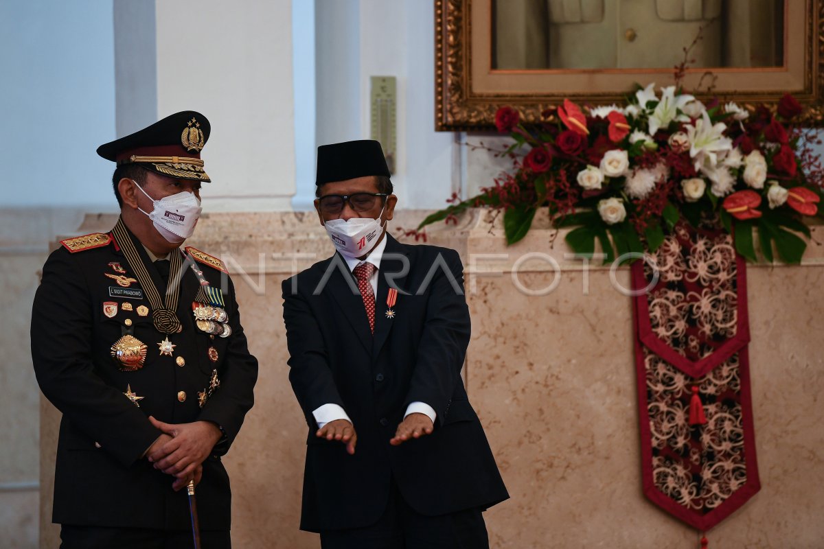 Penganugerahan Tanda Kehormatan Republik Indonesia Antara Foto