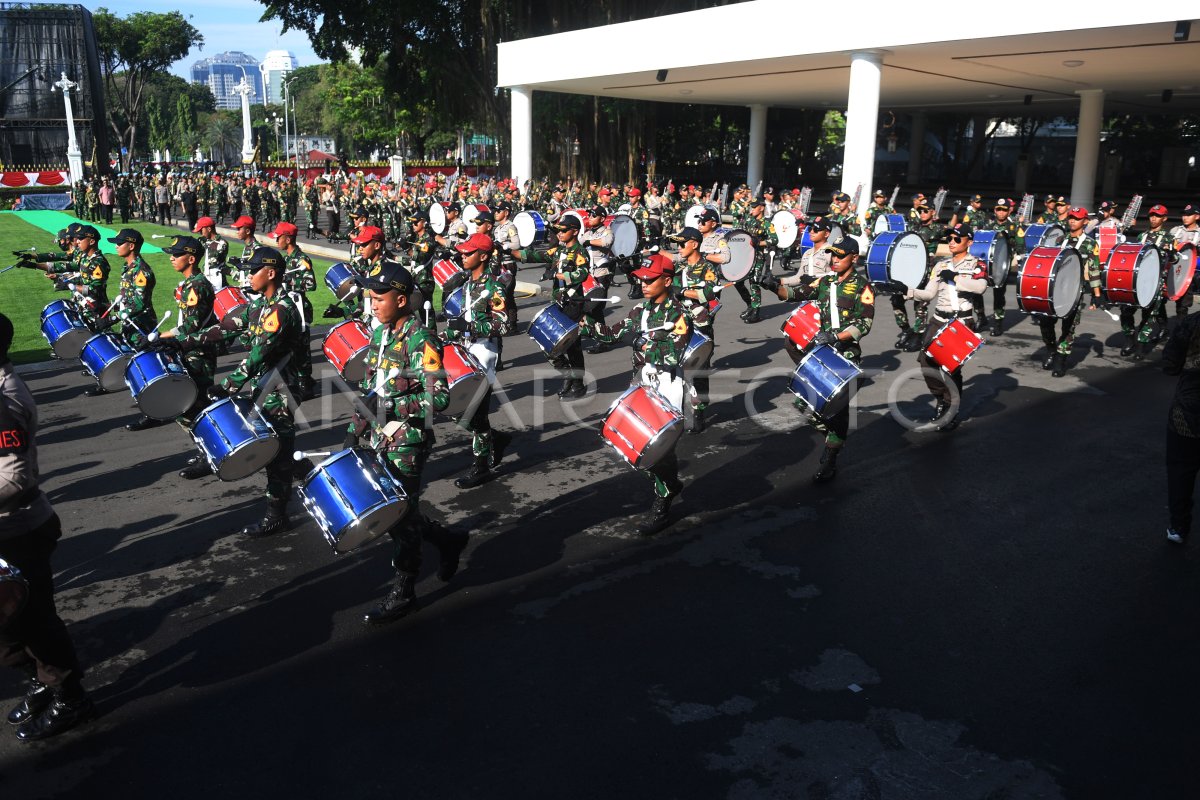 Gladi Upacara Hut Ke 77 Kemerdekaan Ri Antara Foto 7787