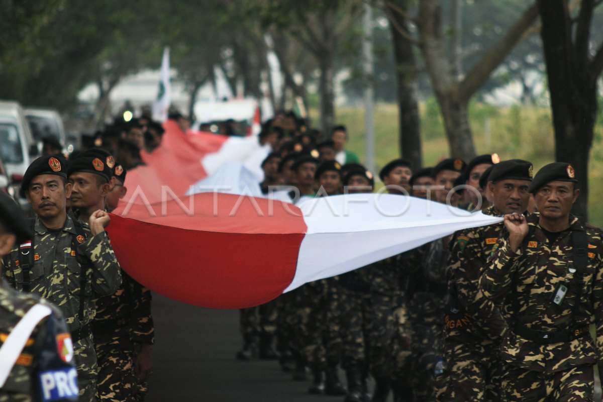 KIRAB KEBANGSAAN SAMBUT KEMERDEKAAN RI | ANTARA Foto