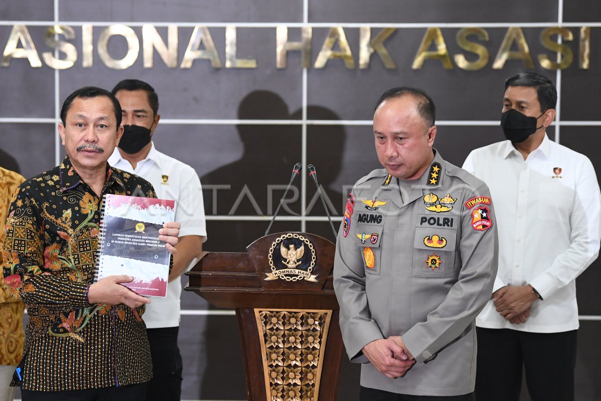 PENYERAHAN HASIL PEMANTAUAN PENYELIDIKAN PERISTIWA BRIGADIR J | ANTARA Foto