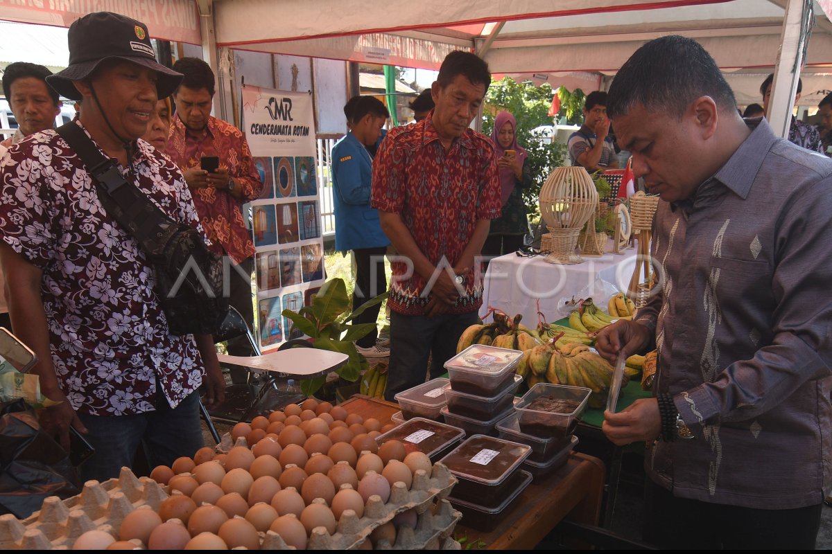 Pasar Tani Antara Foto