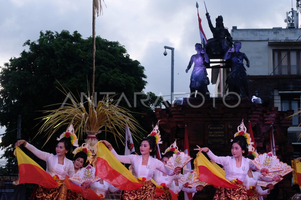 Atraksi budaya peringatan 116 tahun perang puputan badung di bali