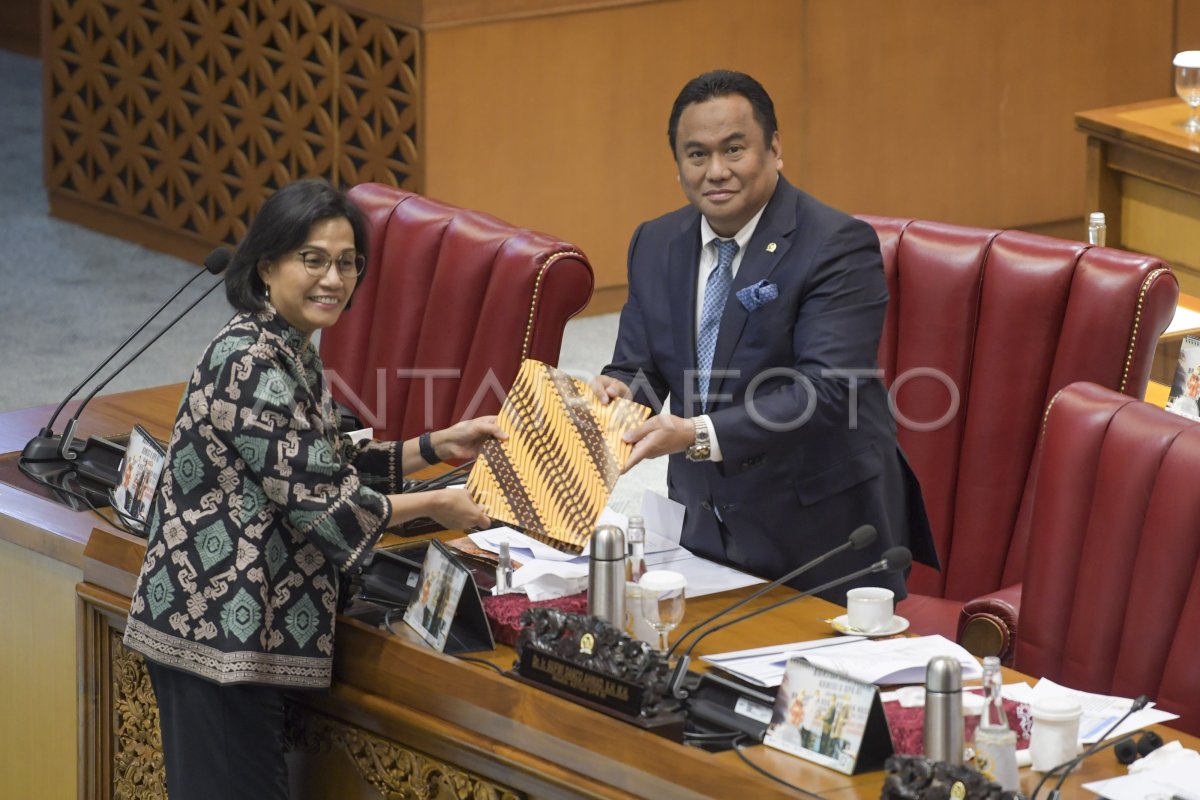 RAPAT PARIPURNA DPR | ANTARA Foto