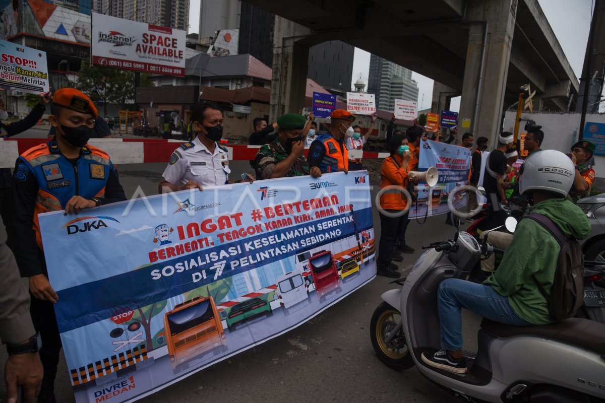 Sosialisasi Keselamatan Perlintasan Sebidang Kereta Api Di Medan