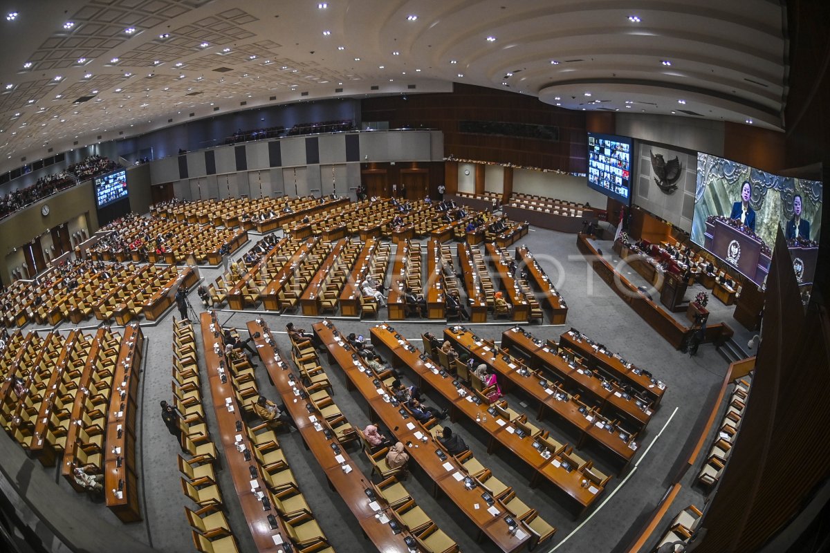 RAPAT PARIPURNA DPR | ANTARA Foto