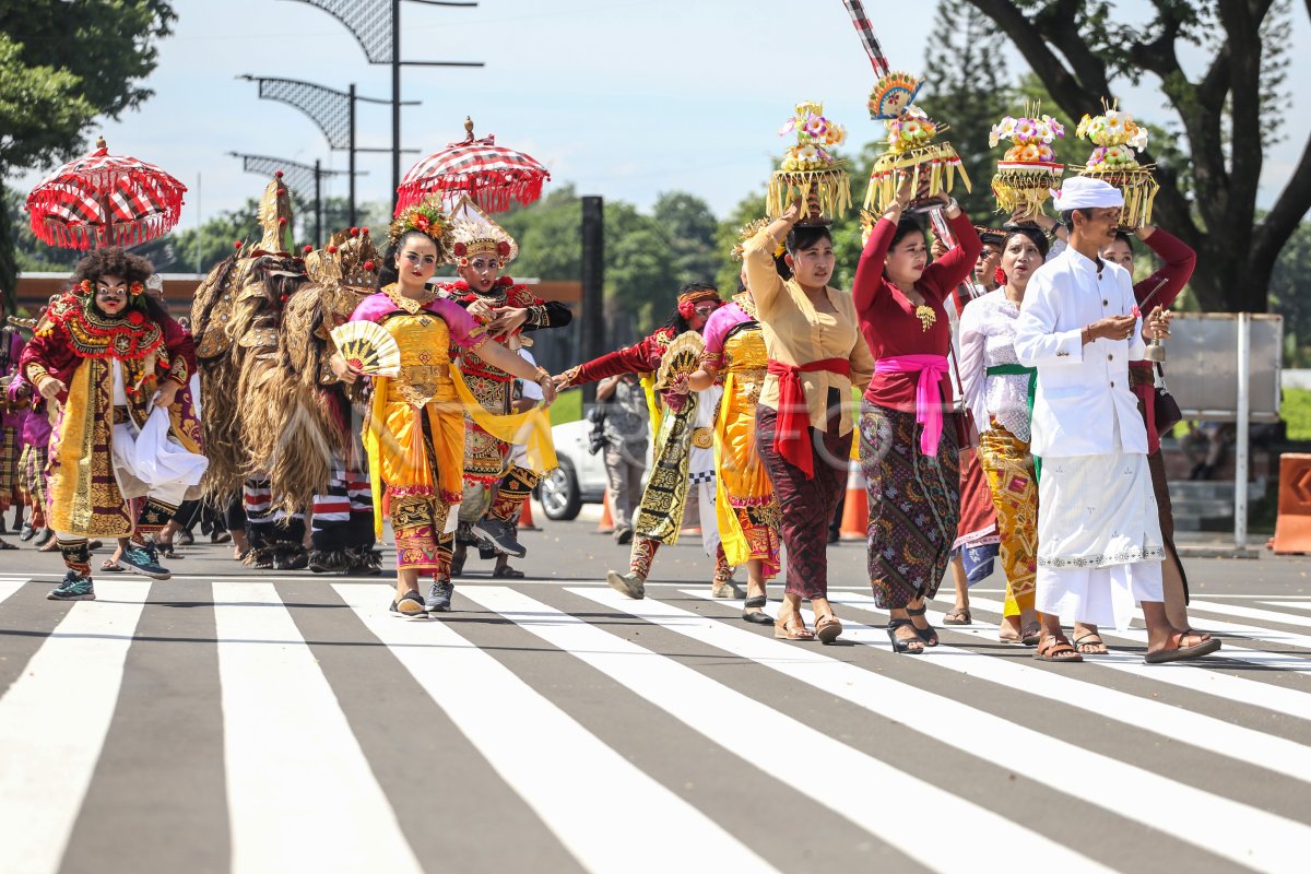 Peringatan Hari Sumpah Pemuda Di Tmii Antara Foto