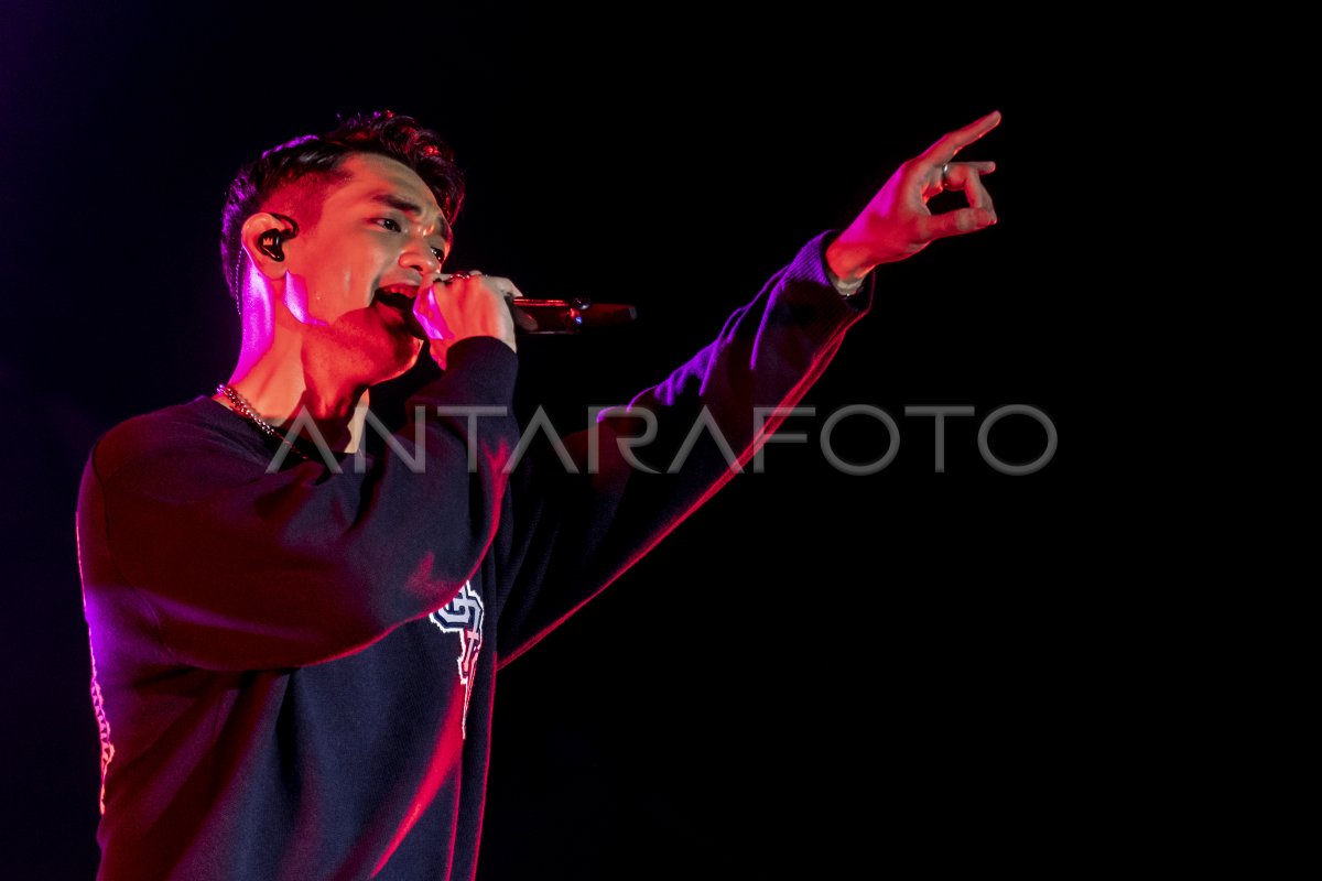 PENAMPILAN AFGAN DI JOYLAND FESTIVAL 2022 | ANTARA Foto