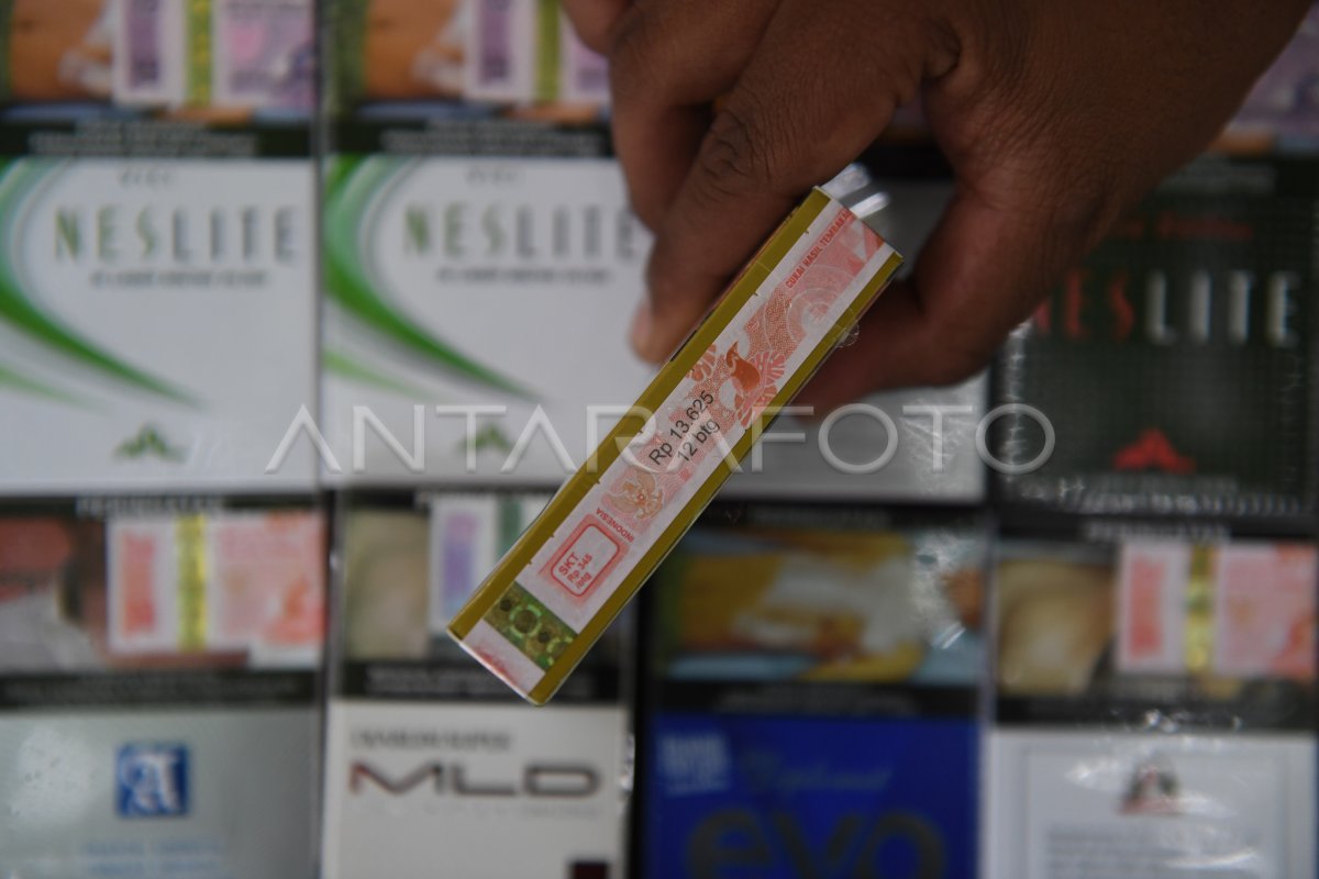 Kenaikan Cukai Rokok Antara Foto