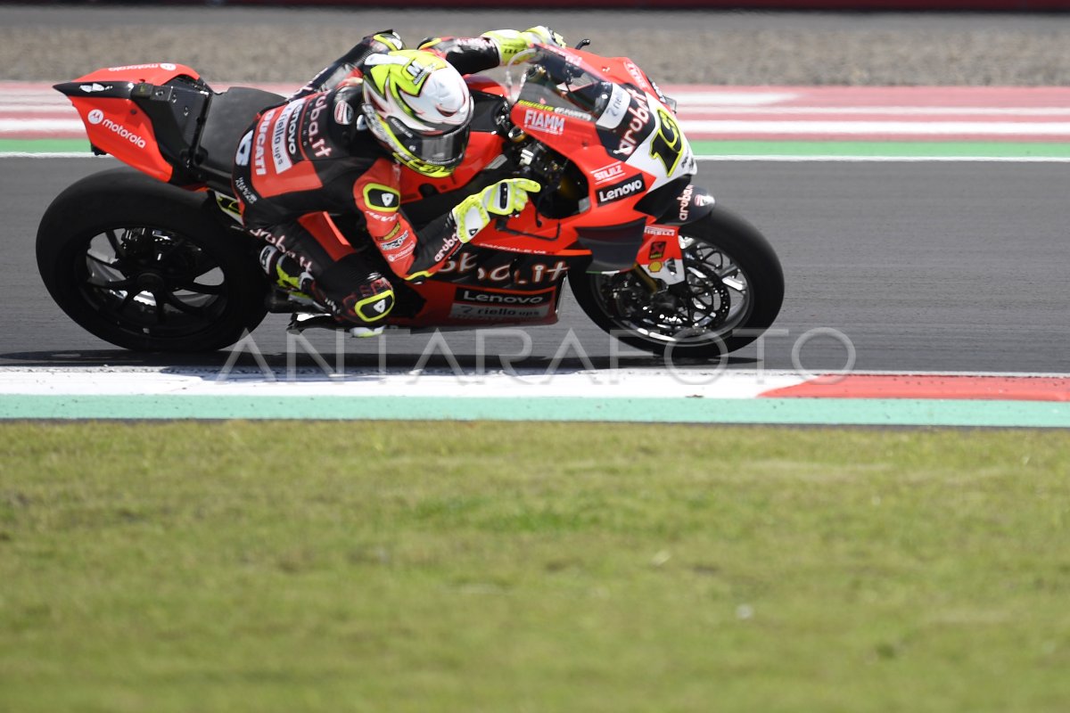 LATIHAN BEBAS WSBK 2022 | ANTARA Foto
