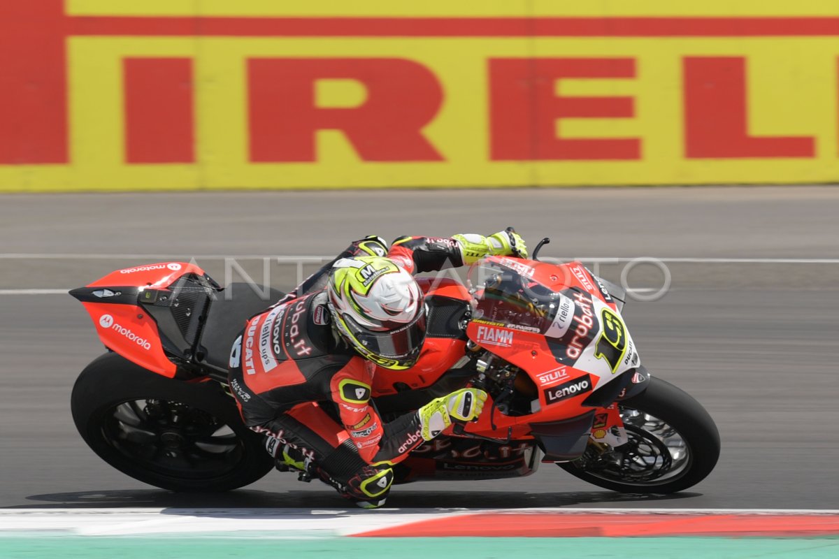 LATIHAN BEBAS WSBK 2022 | ANTARA Foto