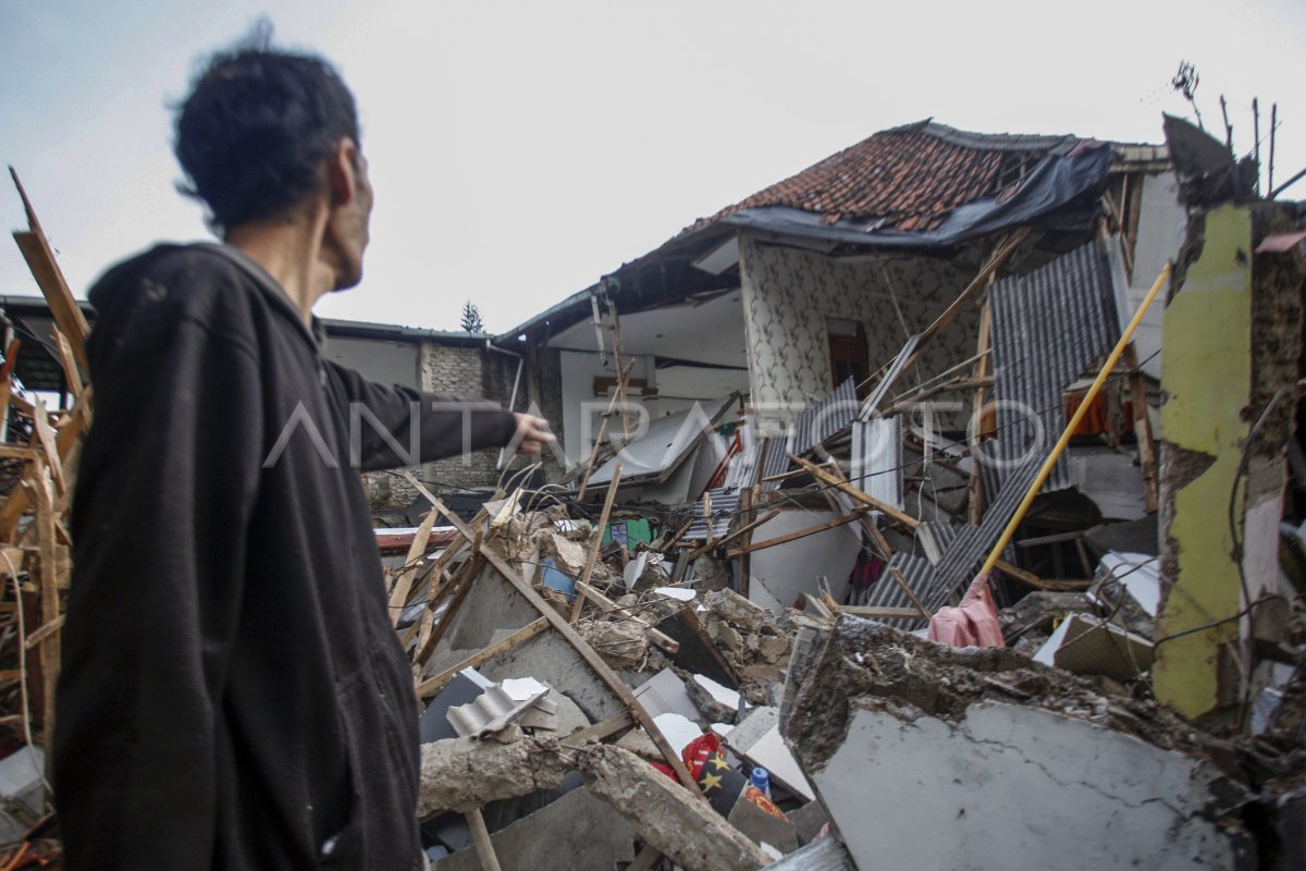 KERUSAKAN AKIBAT GEMPA DI CIANJUR | ANTARA Foto