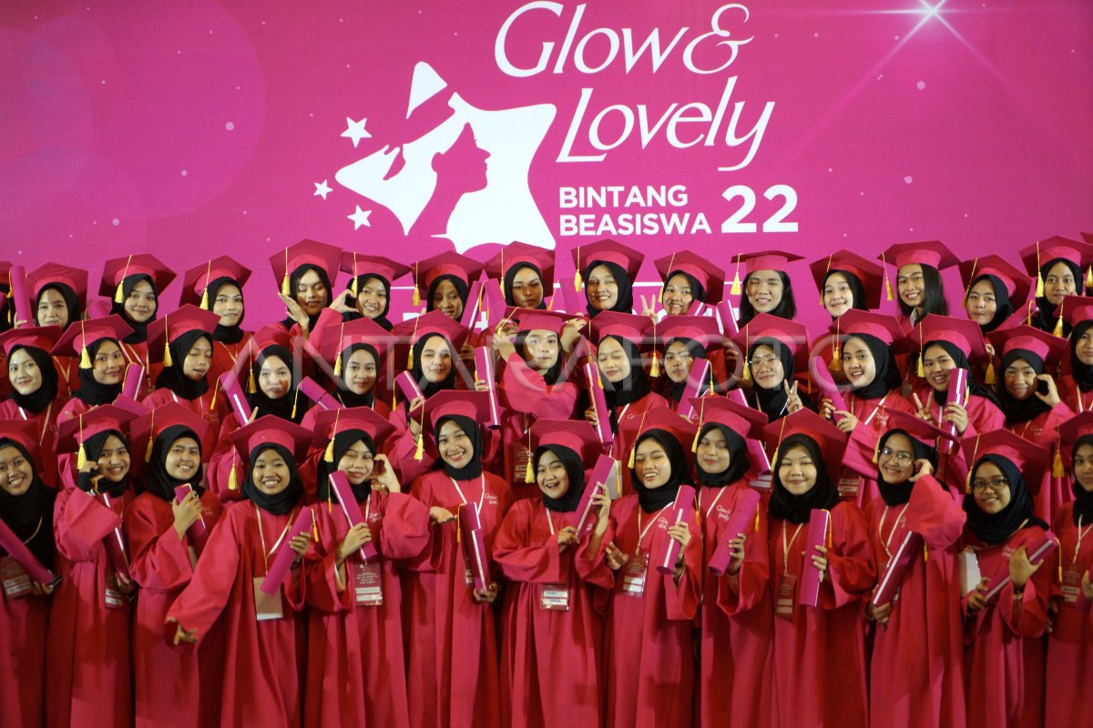 Inagurasi glow lovely bintang beasiswa 2022 antara foto