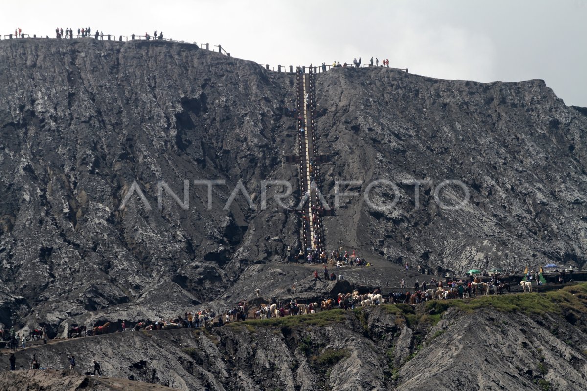 Wisata Gunung Bromo Antara Foto