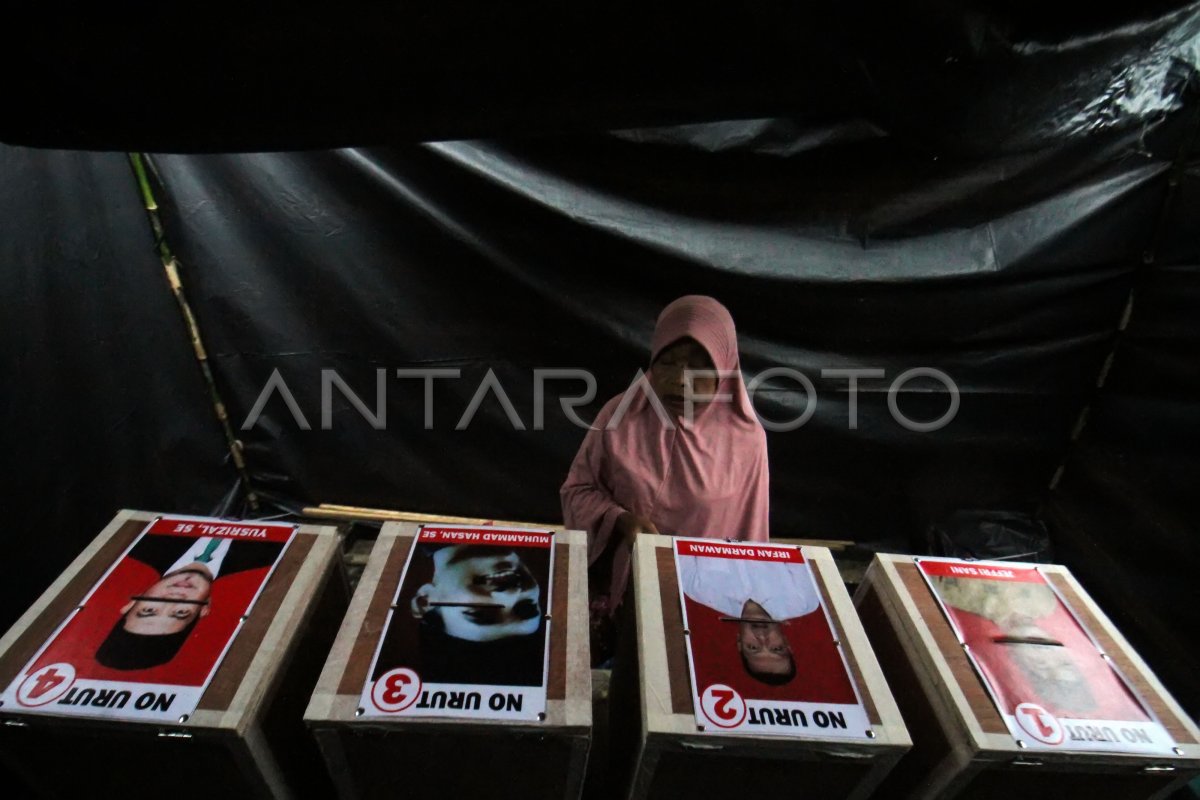 PEMILIHAN KEPALA DESA SERENTAK | ANTARA Foto