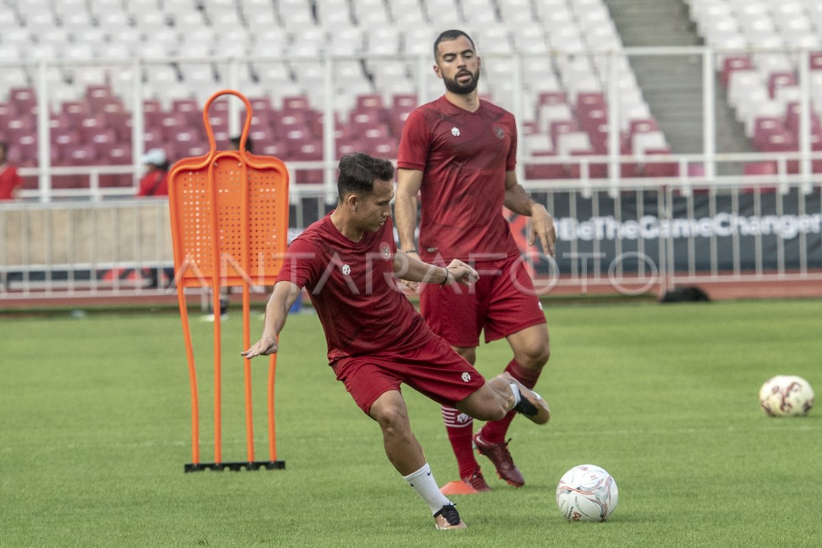 LATIHAN TIMNAS INDONESIA JELANG AFF 2022 | ANTARA Foto