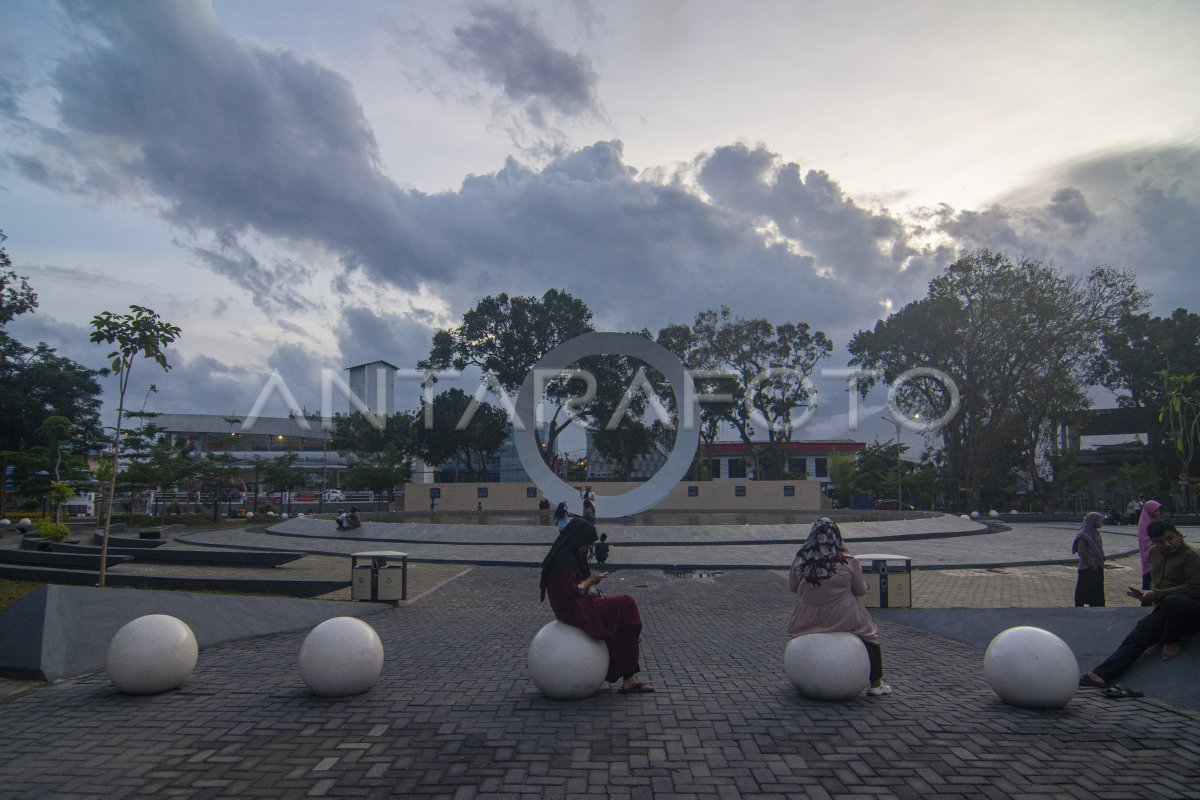 REVITALISASI TAMAN NASIONAL DI PALU | ANTARA Foto