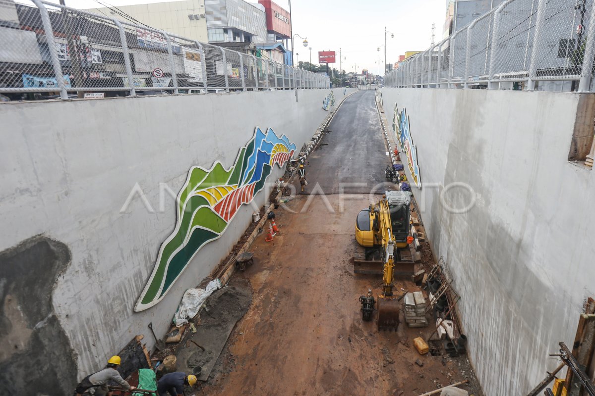 PROGRESS UNDERPASS DEWI SARTIKA | ANTARA Foto