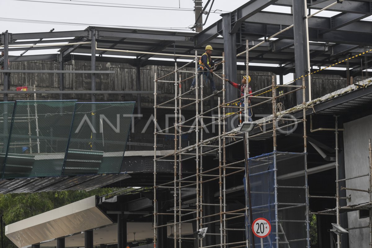 REVITALISASI HALTE TRANSJAKARTA TERINTEGRASI