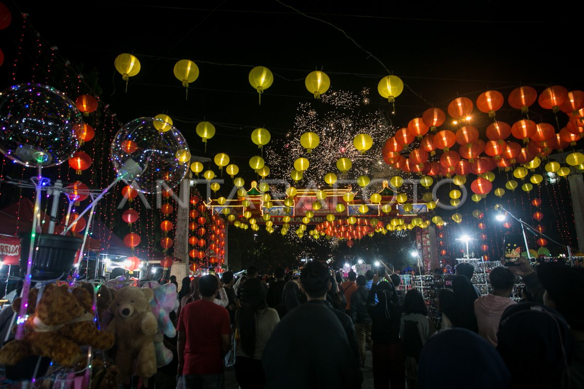 PERAYAAN MALAM IMLEK DI SOLO | ANTARA Foto