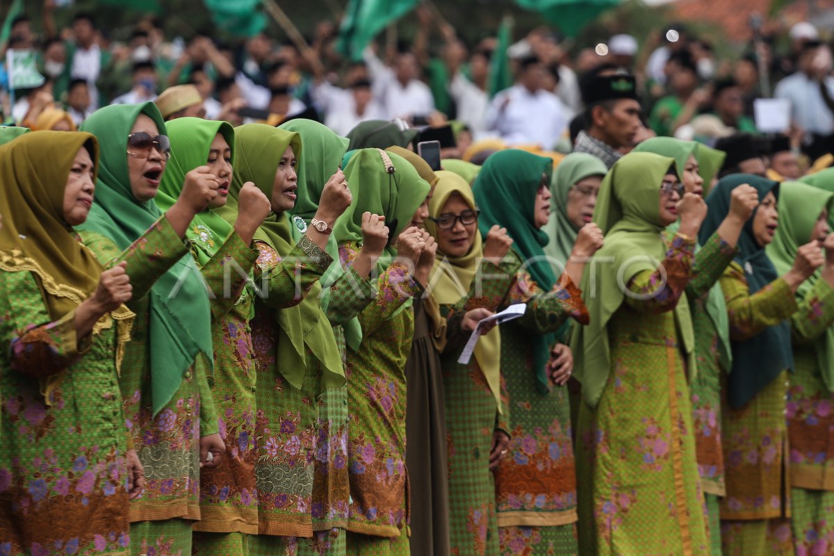 APEL AKBAR SATU ABAD NU DI DEPOK | ANTARA Foto