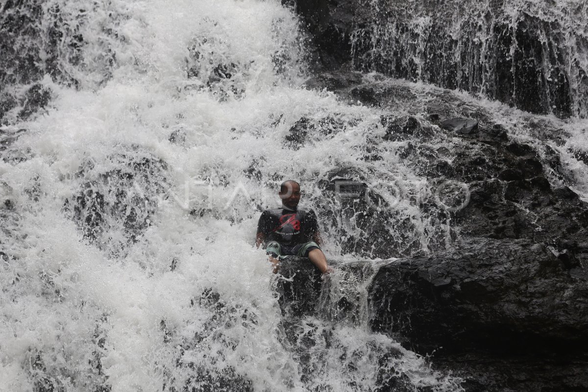 Wisata Air Terjun Pedalaman Aceh Barat Antara Foto