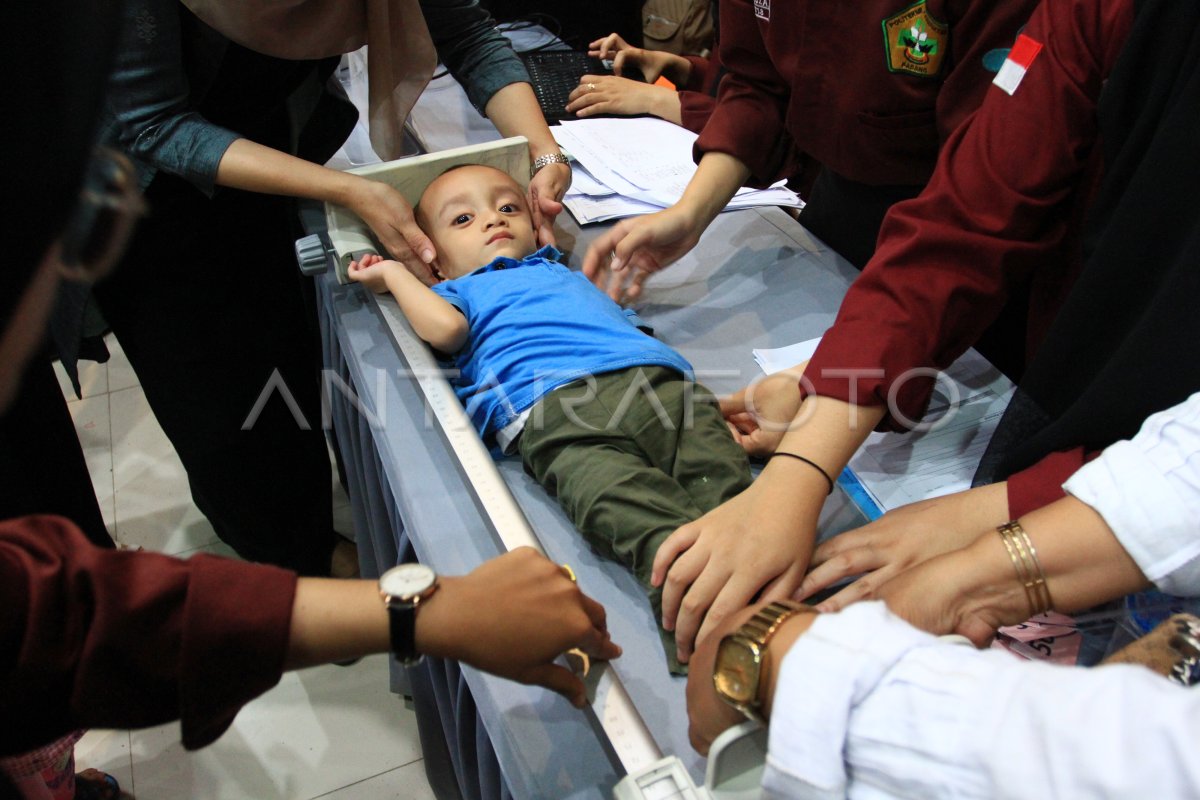 TARGET PENURUNAN ANGKA STUNTING