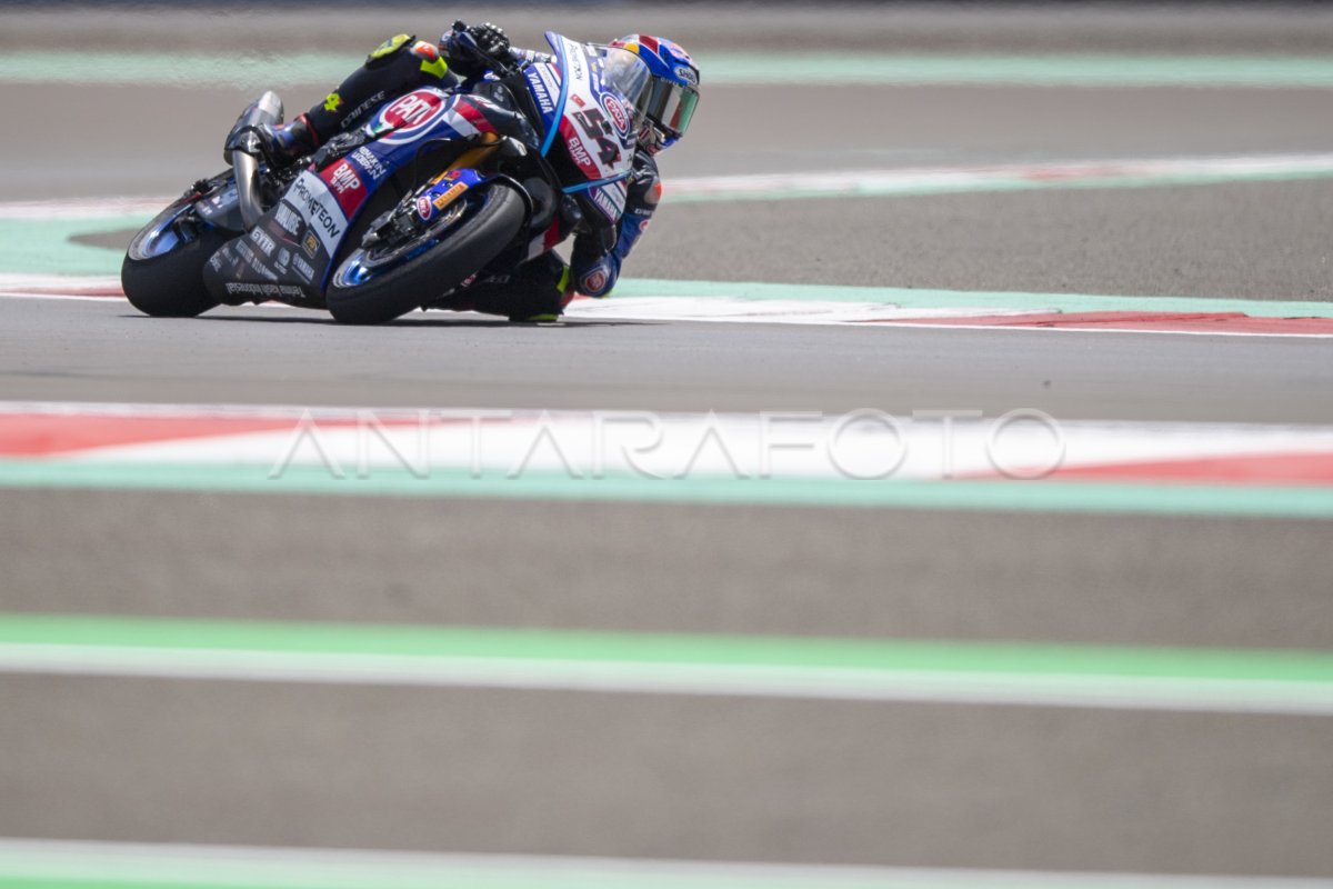 SESI LATIHAN BEBAS PERTAMA WSBK | ANTARA Foto