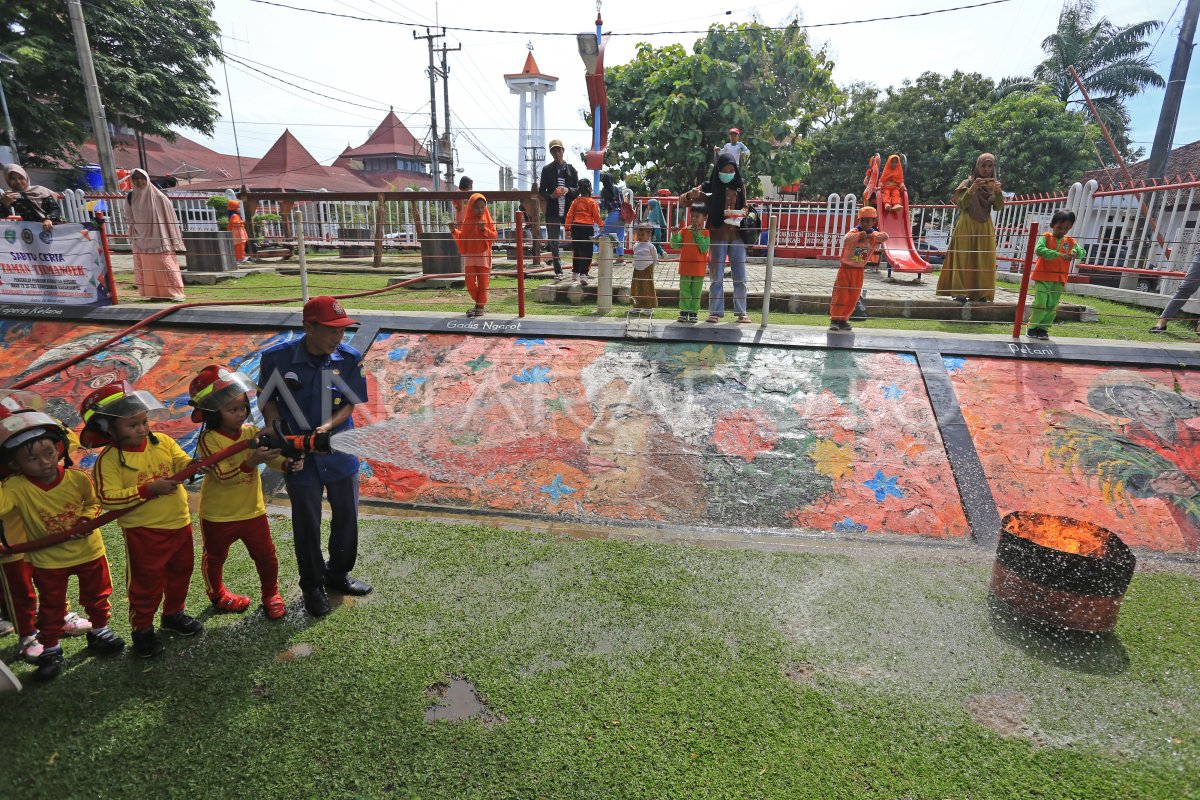 EDUKASI MITIGASI BENCANA | ANTARA Foto