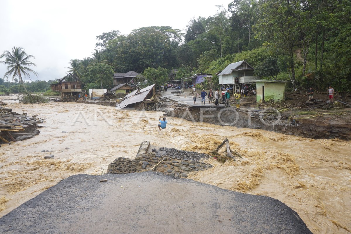BANJIR BANDANG DI KABUPATEN LAHAT