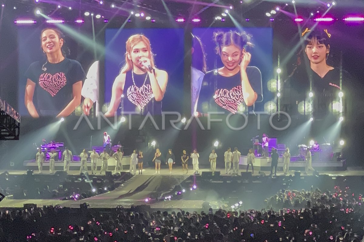 KONSER BLACKPINK